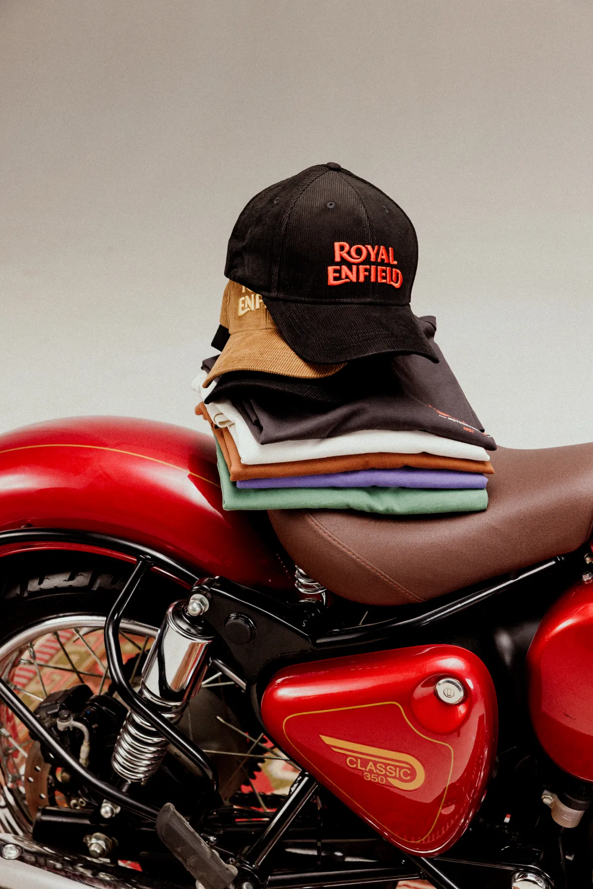 Recensione Royal Enfield Black Weeks 2026: sconti fino al 40%